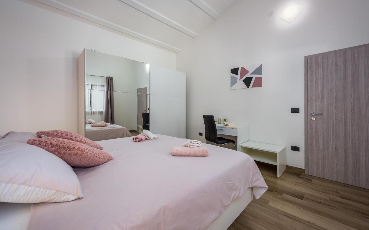 Villa Desapemani Zminj ภายนอก รูปภาพ
